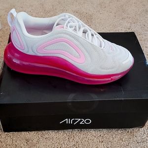 Nike Air Max 720